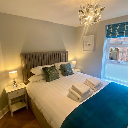 יורק Superb City Centre Apartment Within The City Walls מראה חיצוני תמונה